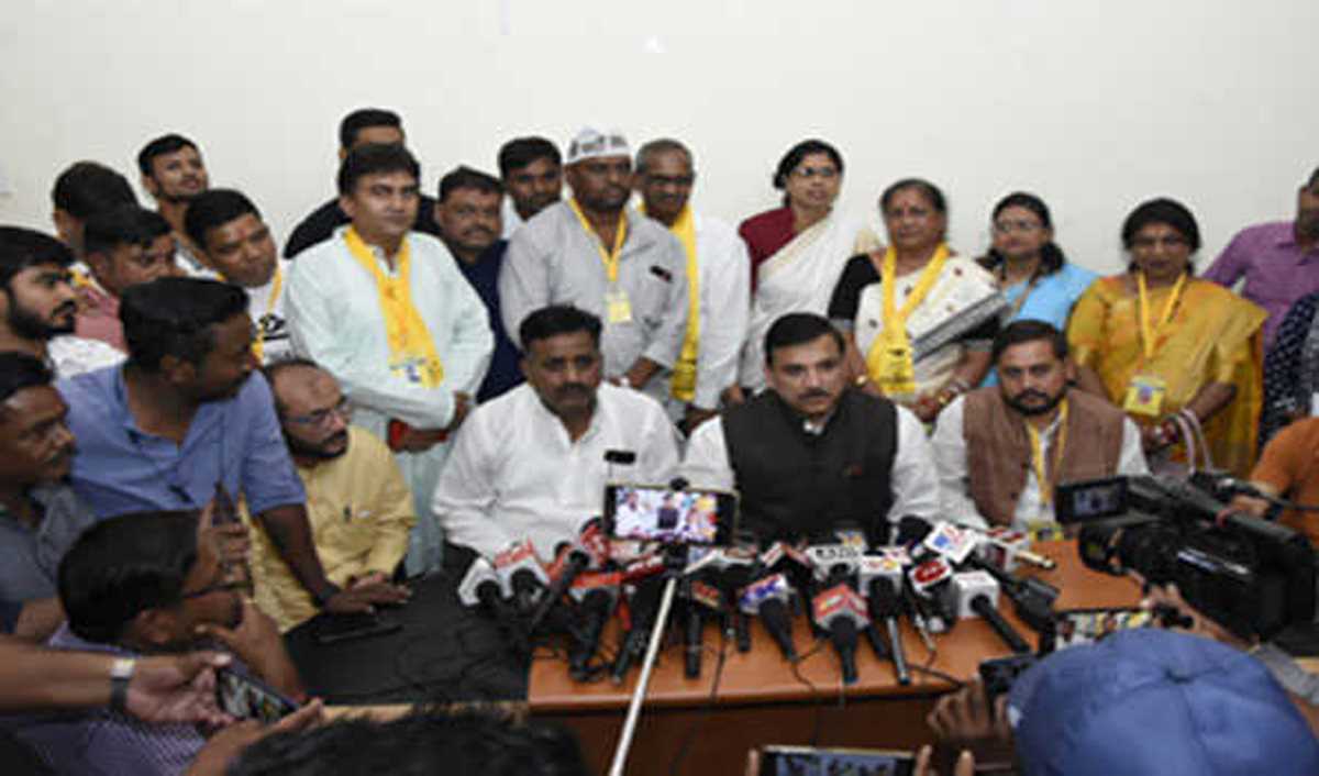 भाजपा है भारतीय जुमला पार्टी, आप ने किए वादे पूरे : संजय सिंह भाजपा है भारतीय जुमला पार्टी, आप ने किए वादे पूरे : संजय सिंह